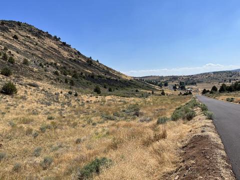 peregrine heights LOT 83, Klamath Falls, OR 97601