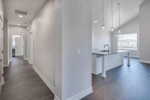 3826 NE Oakside Loop, Bend, OR 97701 photo 3
