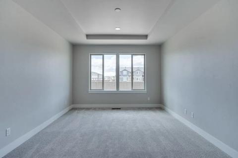 3826 NE Oakside Loop, Bend, OR 97701 photo 16