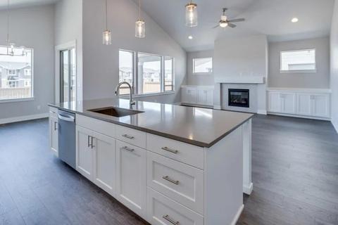 3826 NE Oakside Loop, Bend, OR 97701 photo 11