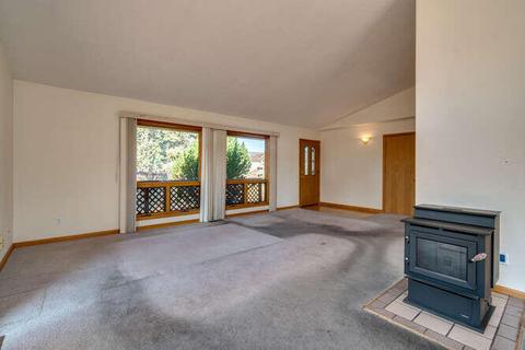 63358 Eastview Dr, Bend, OR 97701 photo 20
