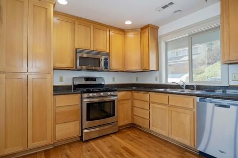 455 Elm St, Phoenix, OR 97535 photo 13