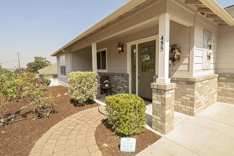 455 Elm St, Phoenix, OR 97535 photo 5