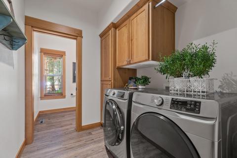 445 E Wapato Loop, Sisters, OR 97759 photo 22