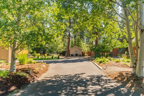 445 E Wapato Loop, Sisters, OR 97759 photo 40