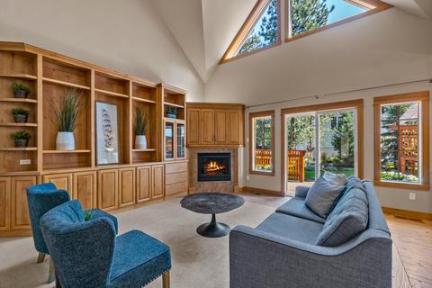 445 E Wapato Loop, Sisters, OR 97759 photo 5