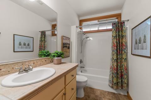 445 E Wapato Loop, Sisters, OR 97759 photo 21