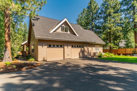 445 E Wapato Loop, Sisters, OR 97759 photo 36