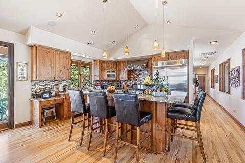737 Busch Rd, Trail, OR 97541 photo 8