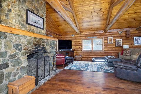 125 Rooster Ln, Williams, OR 97544 photo 6