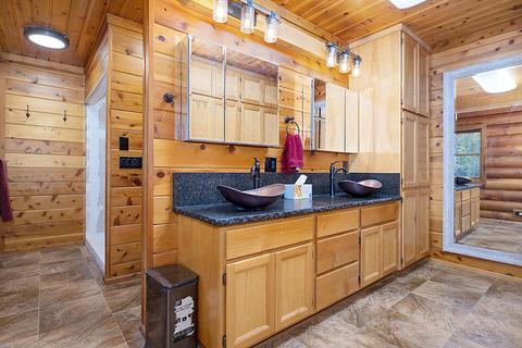 125 Rooster Ln, Williams, OR 97544 photo 11