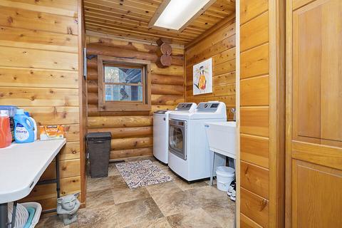 125 Rooster Ln, Williams, OR 97544 photo 17