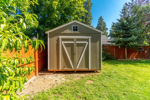 63134 Riverstone Dr, Bend, OR 97703 photo 32