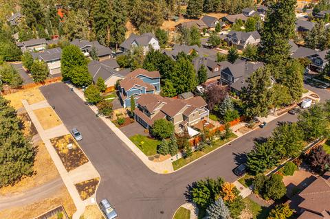 63134 Riverstone Dr, Bend, OR 97703 photo 34