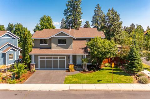 63134 Riverstone Dr, Bend, OR 97703 photo 2
