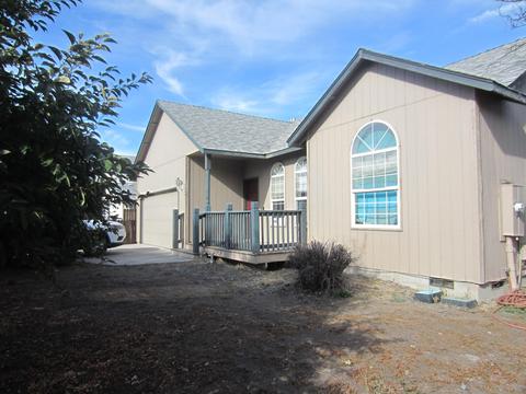 3340 NE Cruise Loop, Bend, OR 97701 photo 2