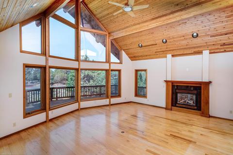 64676 Mcgrath Rd, Bend, OR 97701 photo 8