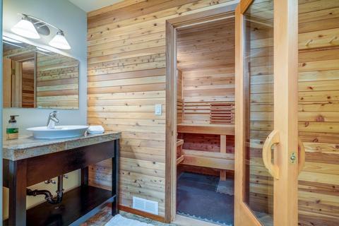 64676 Mcgrath Rd, Bend, OR 97701 photo 36