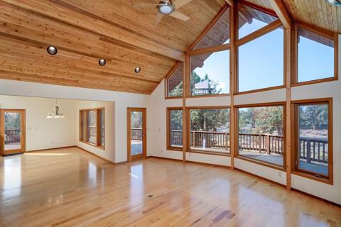 64676 Mcgrath Rd, Bend, OR 97701 photo 9