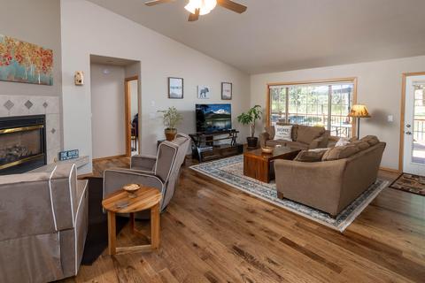 55569 Wagon Master Way, Bend, OR 97707 photo 13