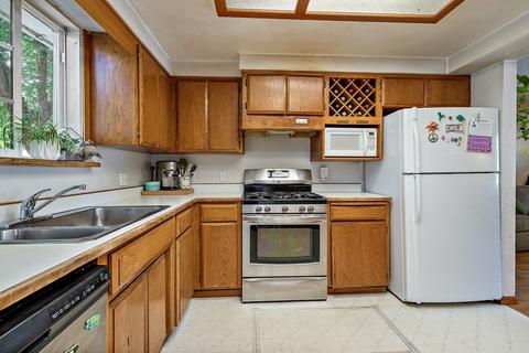 424 Ash St, Central Point, OR 97502 photo 17