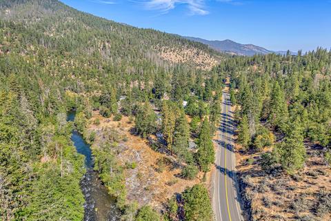 14350 Upper Applegate Rd, Jacksonville, OR 97530