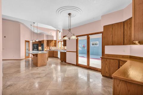 21131 SE Clairaway Ave, Bend, OR 97702 photo 24