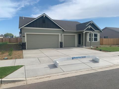 233 NW Double Eagle Ave, Madras, OR 97741