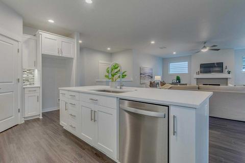 3014 NE Red Jasper Pl, Bend, OR 97701 photo 5