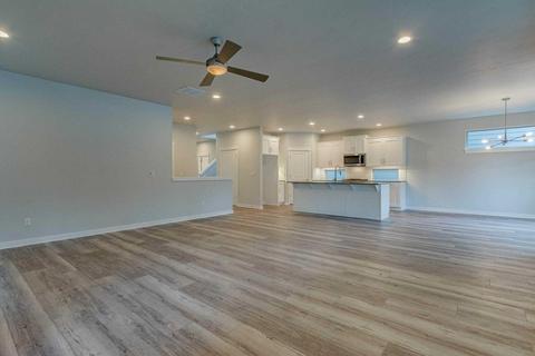 3014 NE Red Jasper Pl, Bend, OR 97701 photo 23