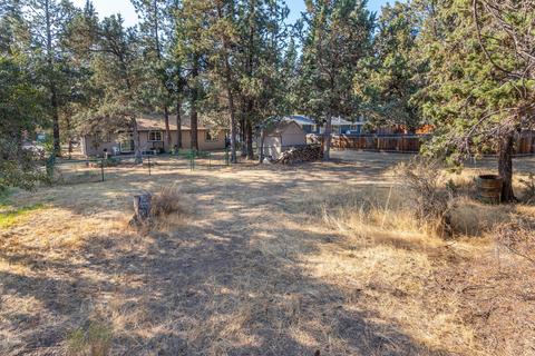 60867 SE Windsor Dr, Bend, OR 97702 photo 3