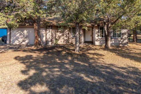 60867 SE Windsor Dr, Bend, OR 97702 photo 2