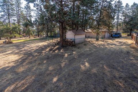 60867 SE Windsor Dr, Bend, OR 97702 photo 4