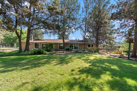 61282 Killowan Dr, Bend, OR 97702 photo 2