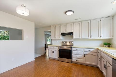 61282 Killowan Dr, Bend, OR 97702 photo 14