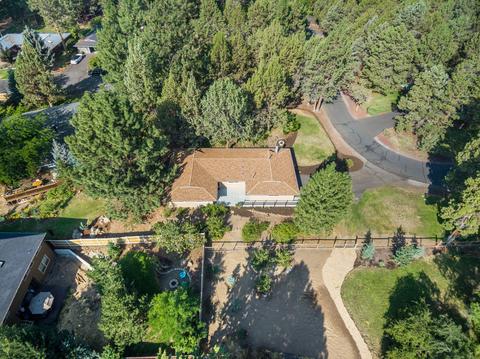 61282 Killowan Dr, Bend, OR 97702 photo 47