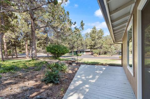 61282 Killowan Dr, Bend, OR 97702 photo 42