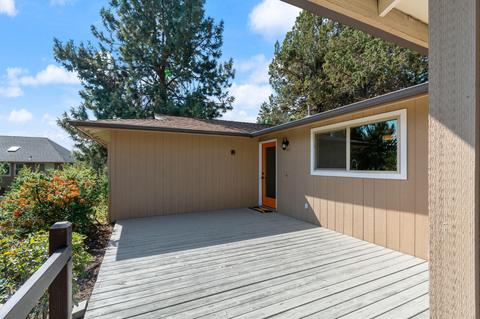 61282 Killowan Dr, Bend, OR 97702 photo 9
