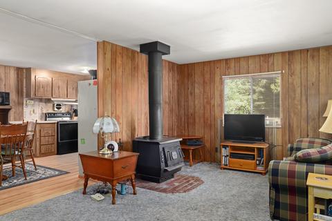180 Stone Dr, Williams, OR 97544 photo 6