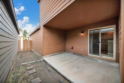 61193 Dayspring Dr, Bend, OR 97702 photo 31