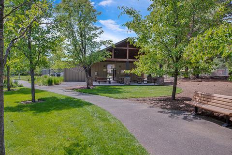 61193 Dayspring Dr, Bend, OR 97702 photo 47
