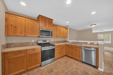 61193 Dayspring Dr, Bend, OR 97702 photo 16