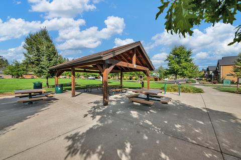 61193 Dayspring Dr, Bend, OR 97702 photo 41