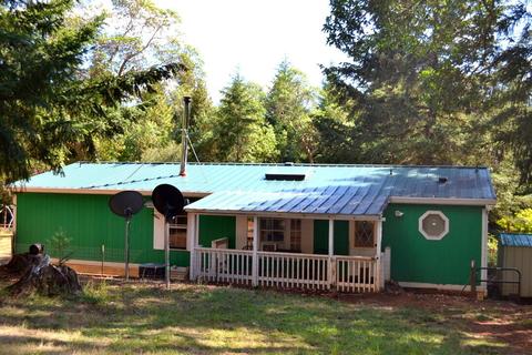 30704 Cow Creek Rd, Glendale, OR 97442