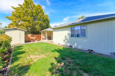 62 Eagle View Dr, Eagle Point, OR 97524 photo 31