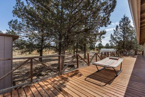 63922 Sunset Dr, Bend, OR 97703 photo 22