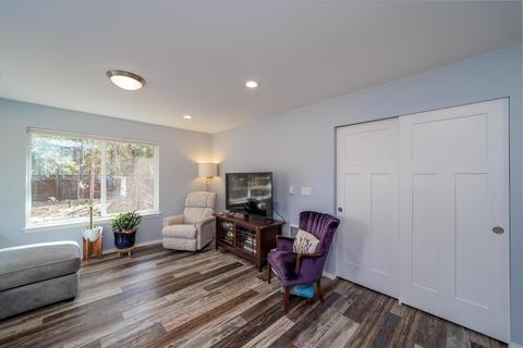 17271 Downey Rd, Bend, OR 97707 photo 10