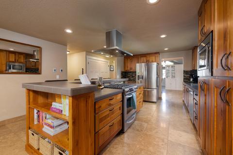 3159 NE Barrington Ct, Bend, OR 97701 photo 10