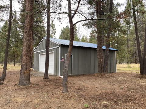 17890 Mockingbird Ln, Bend, OR 97707 photo 3