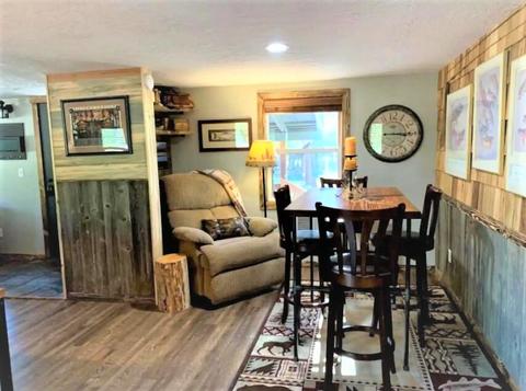 17890 Mockingbird Ln, Bend, OR 97707 photo 12
